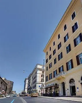 Selene Hotel