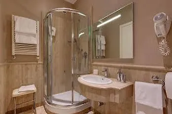 Hotell Selene 3*
